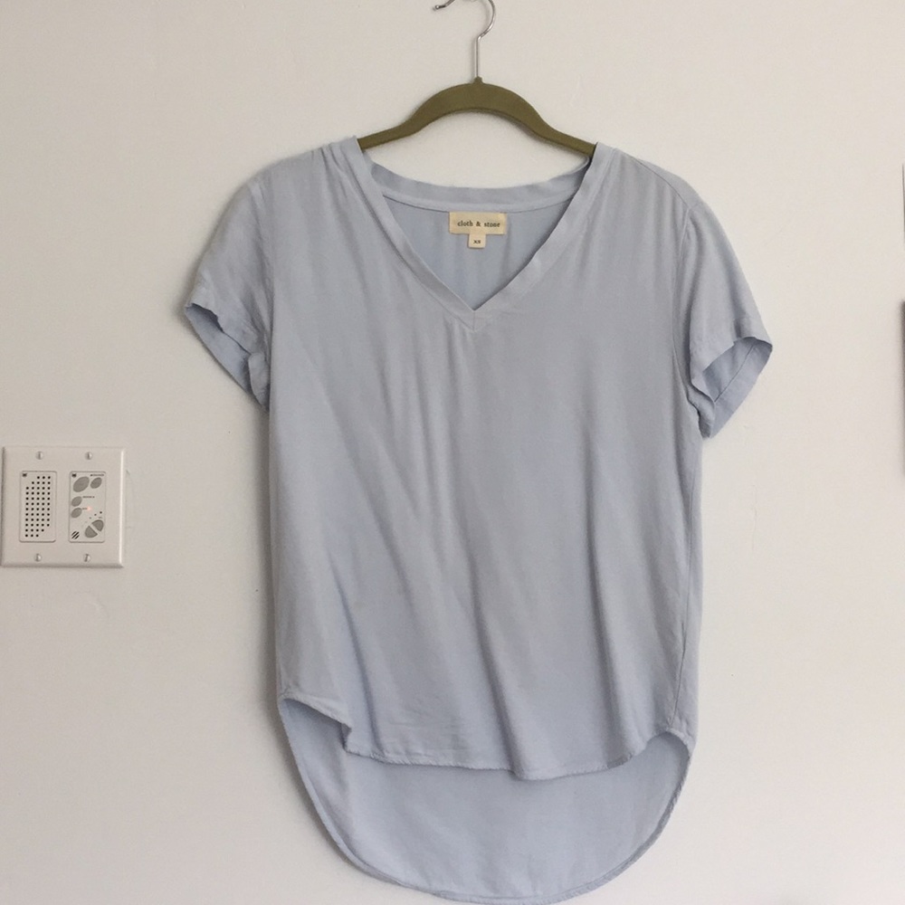 Cloth & Stone light blue V-neck